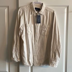 Vineyard Vines Solid Double Cloth Work Shirt. Classic fit. New with tags.